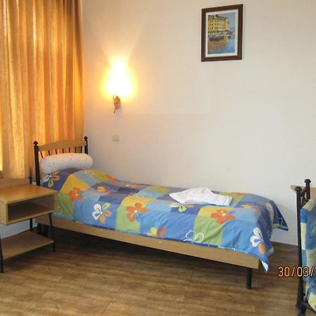 Central Family Hotel Haskovo Pokoj fotografie