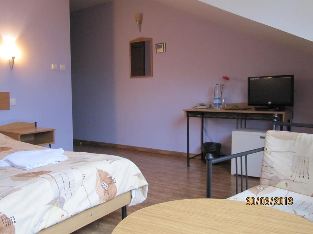 Central Family Hotel Haskovo Pokoj fotografie